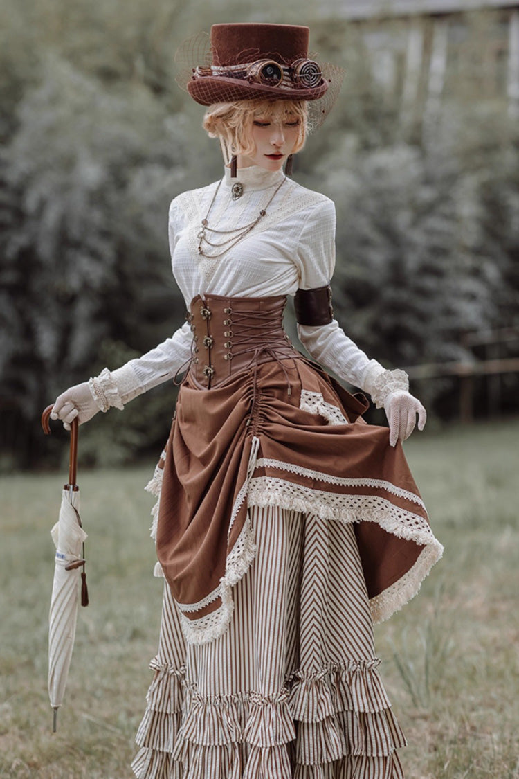 Casually Elegant Garment with a Refined Edge