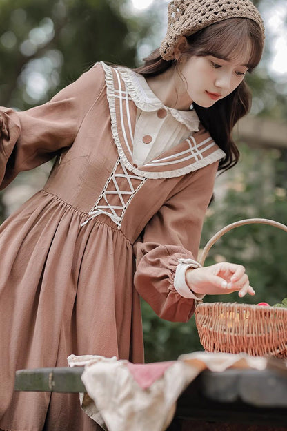 Sophisticated Dress with a Clean Classic Look