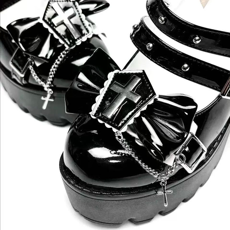 Finely Styled Heels with a Classic Vintage Look