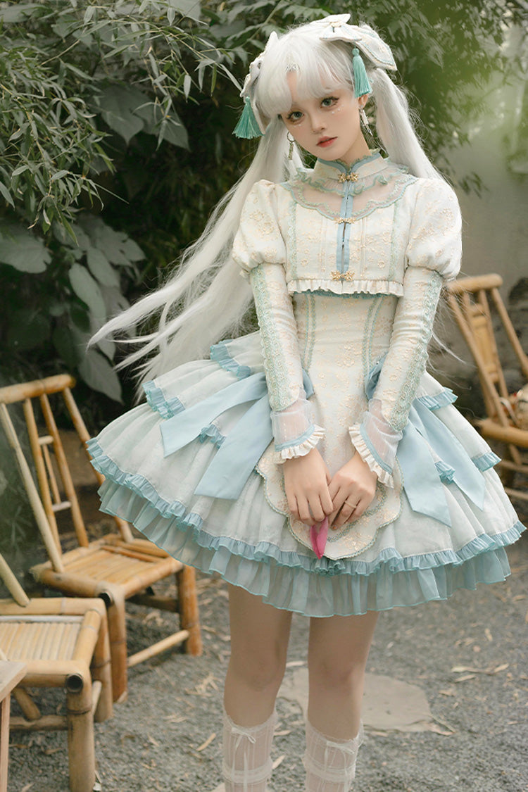 Finely Styled Dress with a Classic Vintage Look