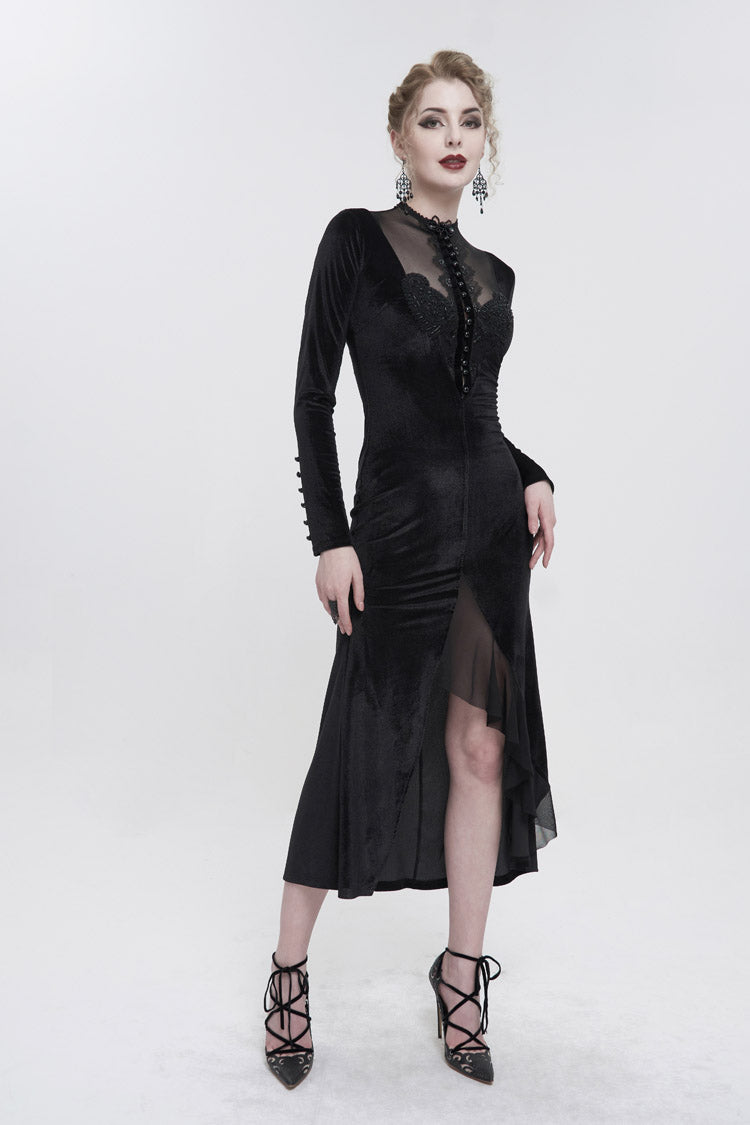 Finely Styled Dress with a Classic Vintage Look