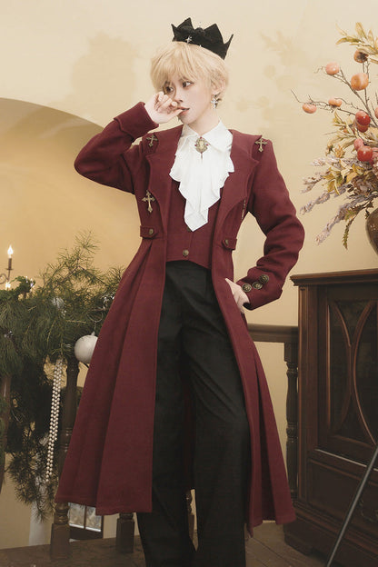 Beautifully Finished Coat in a Timeless Design