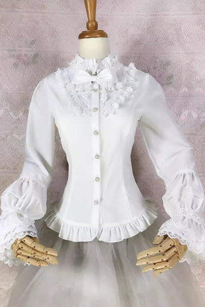 Beautifully Finished Blouse in a Timeless Design