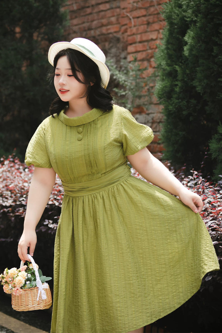 Subtly Elegant Dress with a Refined Vintage Look