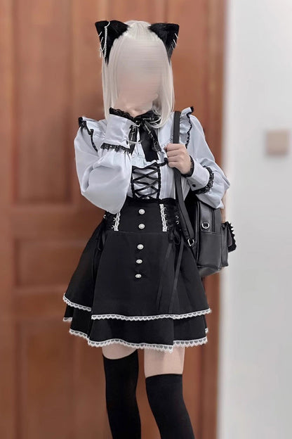 Finely Styled Garment with a Classic Vintage Look