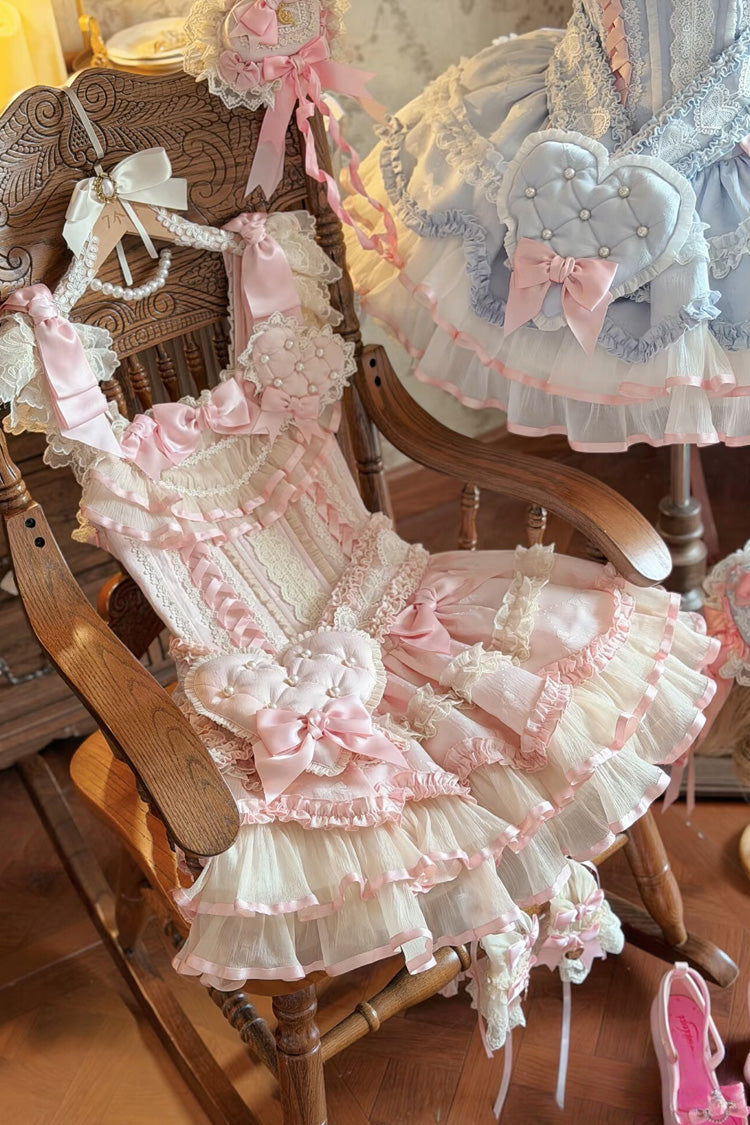 Finely Styled Dress with a Classic Vintage Look