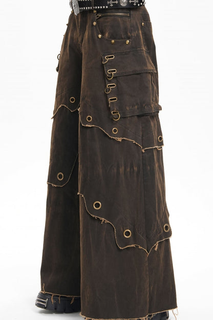 Thoughtfully Designed Pants in a Timeless Style