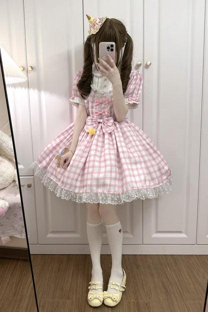 Casually Elegant Dress with a Refined Edge