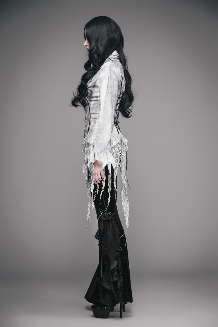 Subtly Elegant Blouse with a Refined Vintage Look