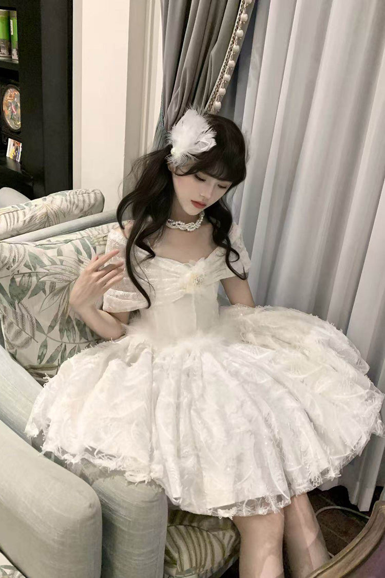 Subtly Elegant Dress with a Refined Vintage Look