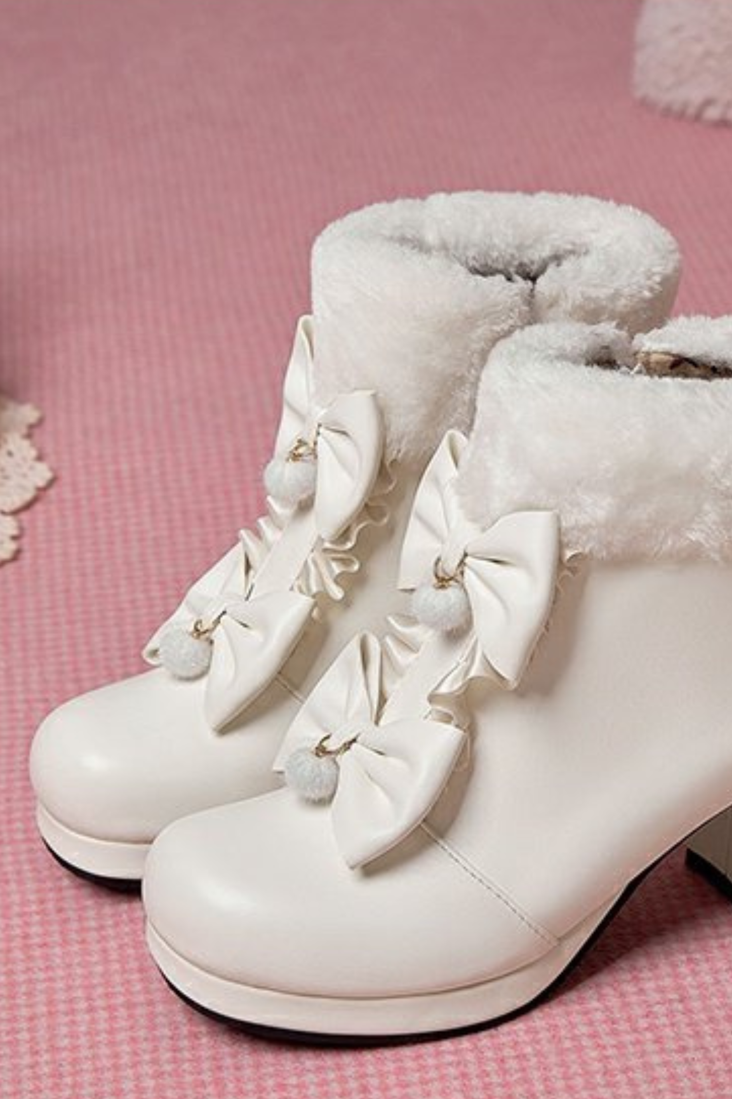 Double Ribbon Fur Short Boots