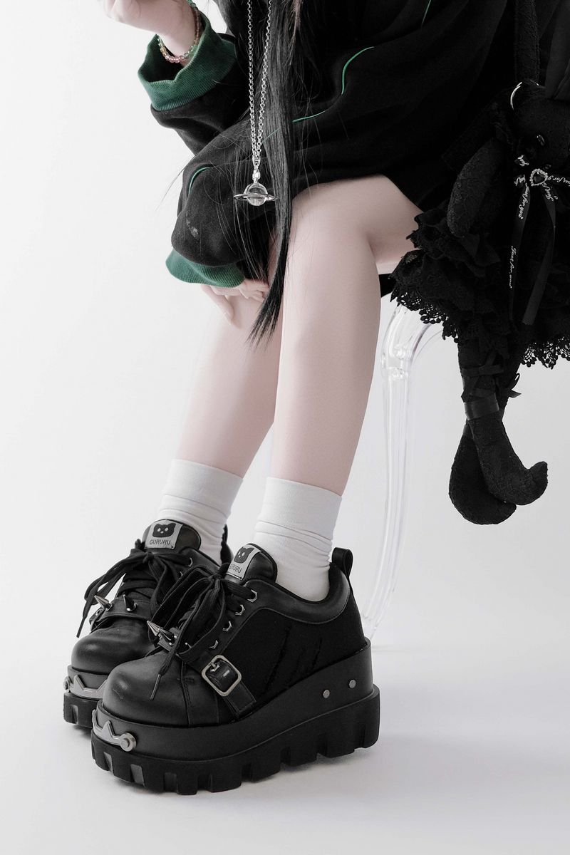 Y2k Subculture Rivet Platform Sneakers