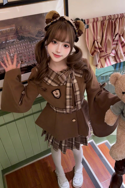 Classic Vintage Coat with a Flattering Fit