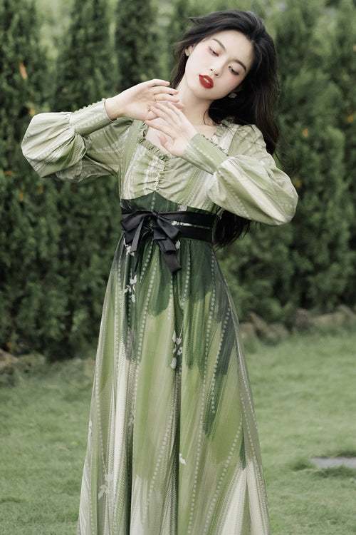 Vintage Style Dress with a Modern Fit