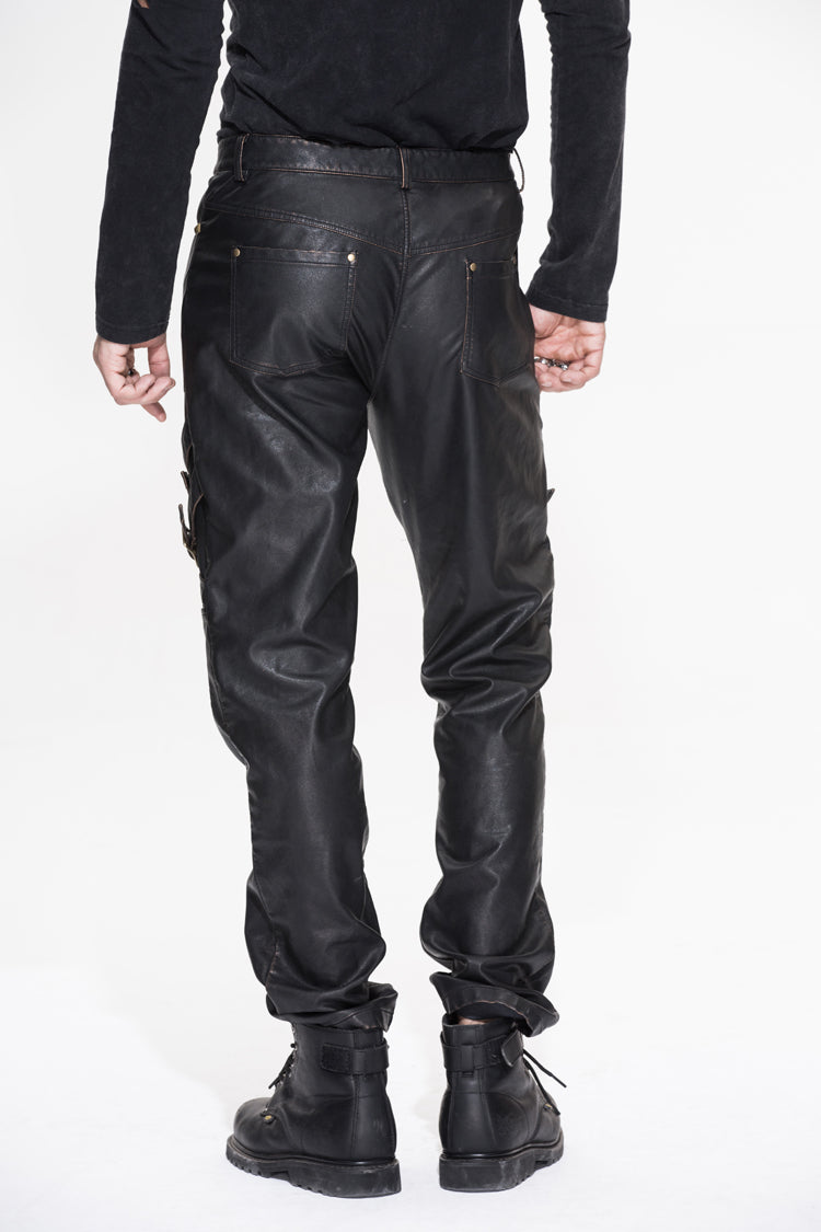 Effortlessly Elegant Pants with a Timeless Design