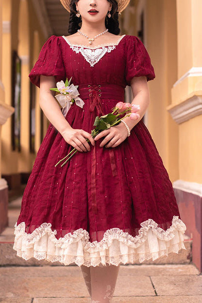 Classic Vintage Dress with a Flattering Fit