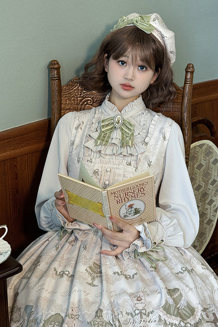 Subtly Elegant Dress with a Refined Vintage Look