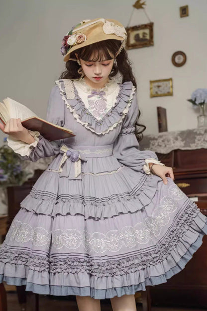 Beautifully Crafted Dress in a Classic Style