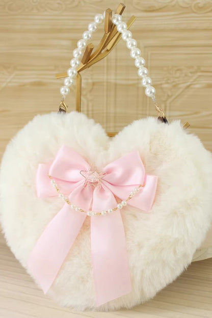 Beautifully Finished Bag in a Timeless Design