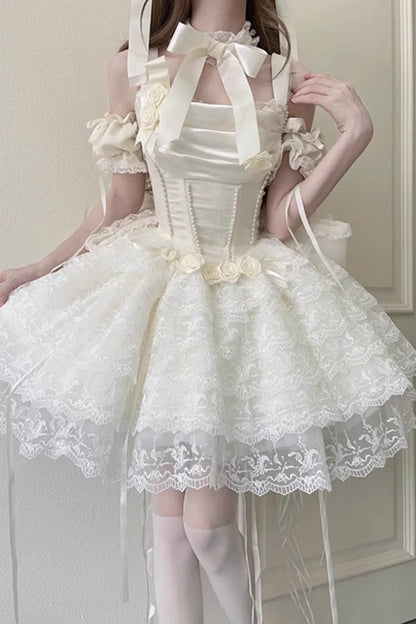 Subtly Elegant Dress with a Refined Vintage Look