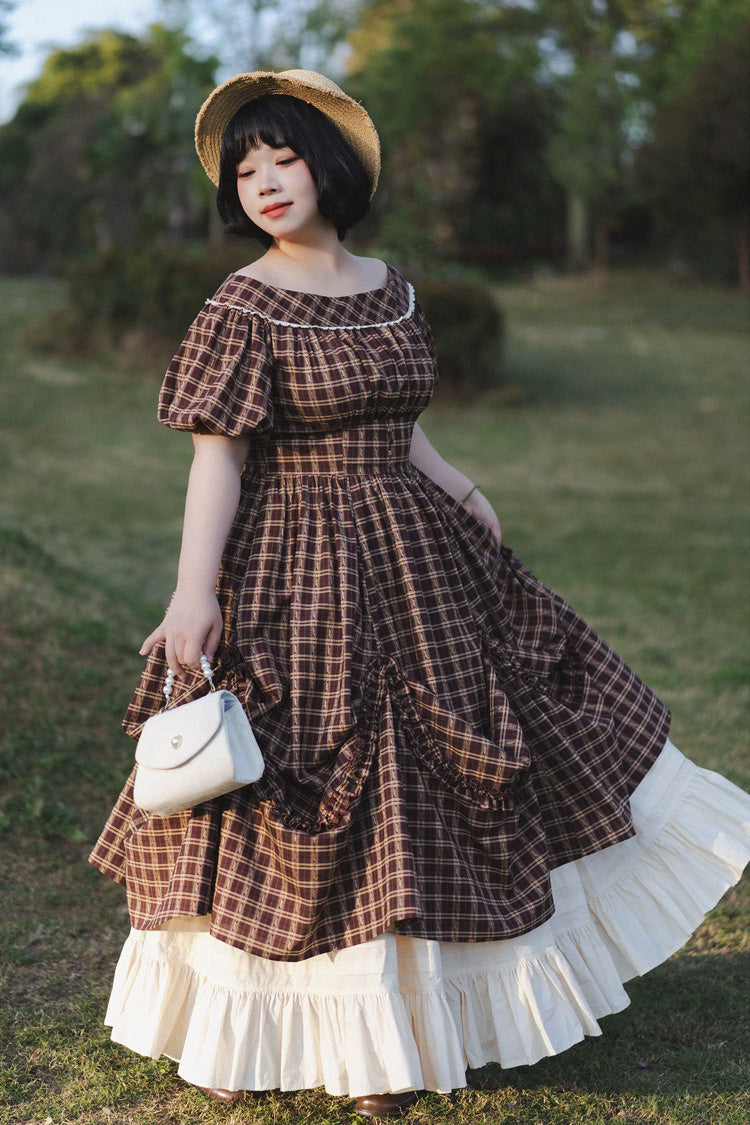 Finely Styled Dress with a Classic Vintage Look
