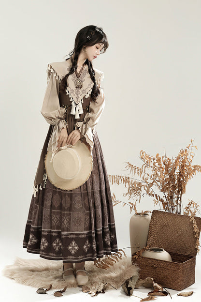 Effortlessly Elegant Dress with a Timeless Design
