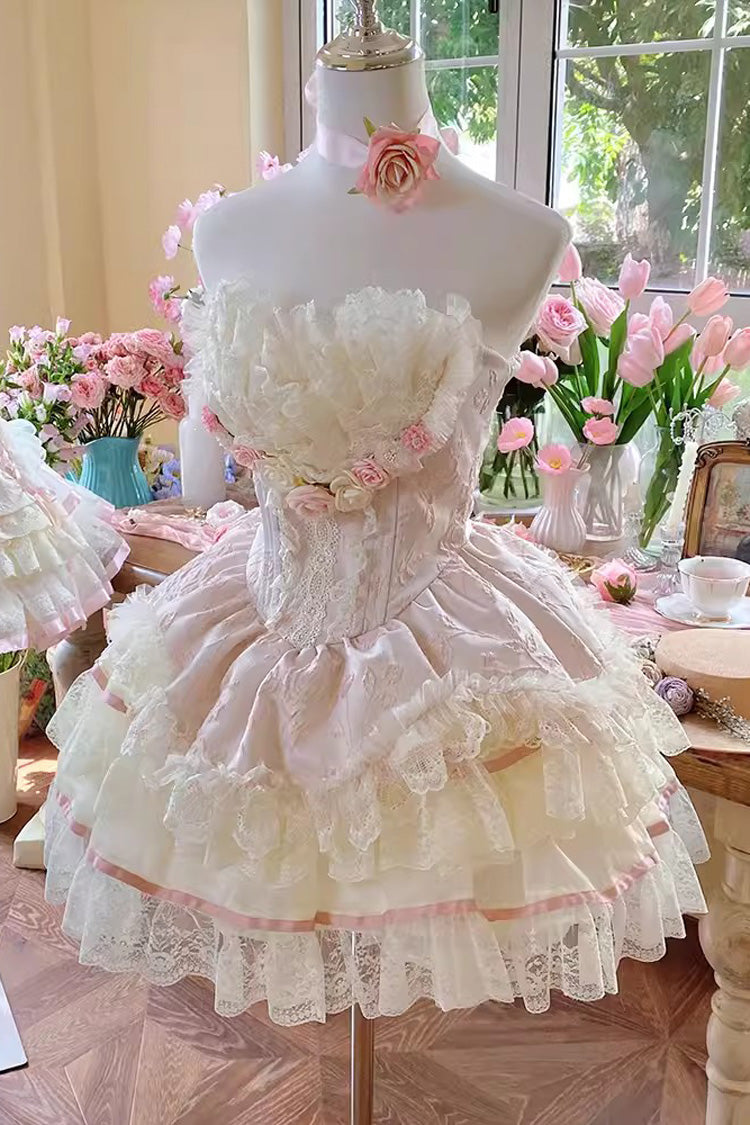 Finely Styled Dress with a Classic Vintage Look