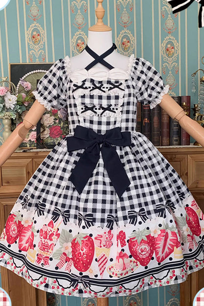 Subtly Elegant Dress with a Refined Vintage Look