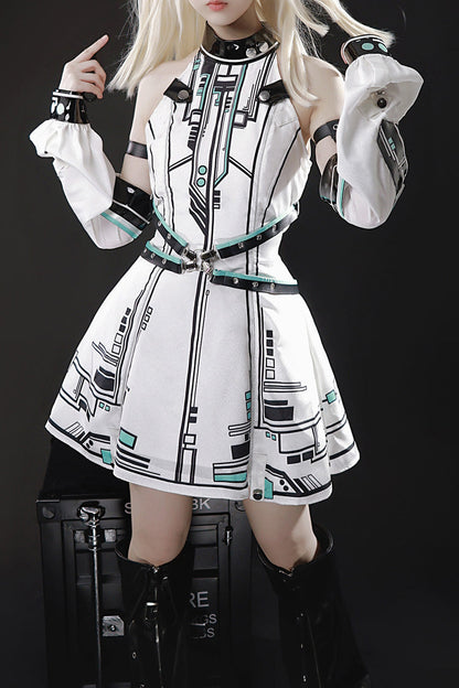 Finely Styled Dress with a Classic Vintage Look
