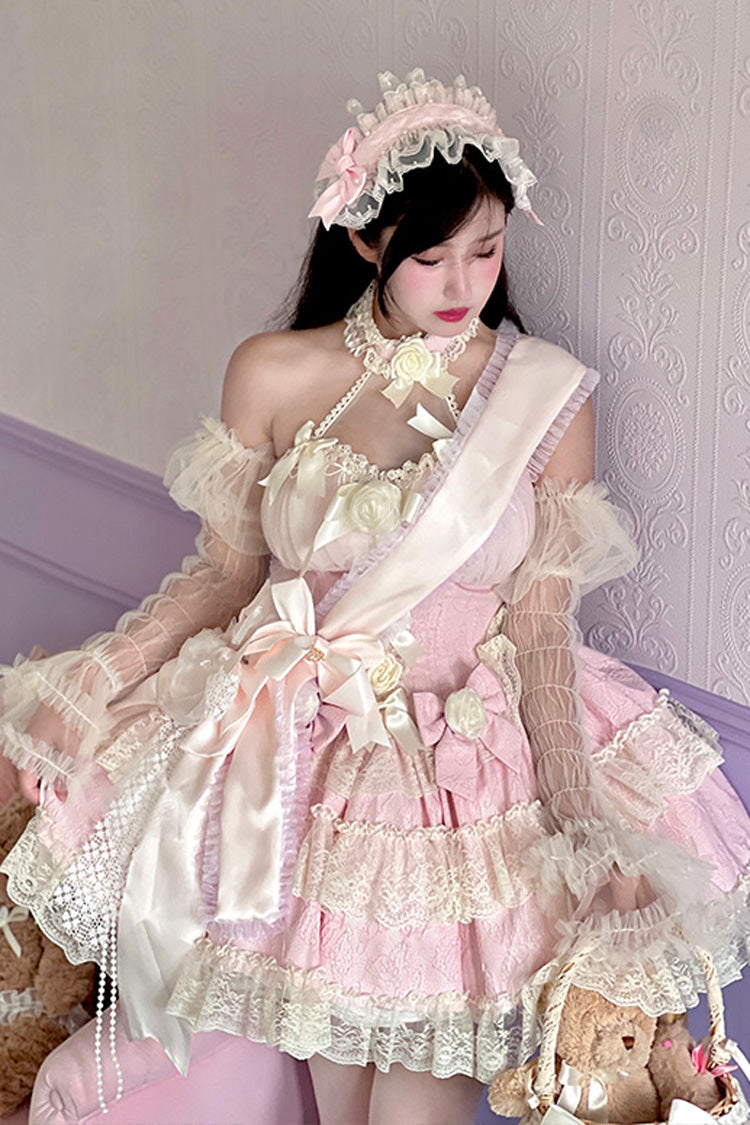 Finely Styled Dress with a Classic Vintage Look