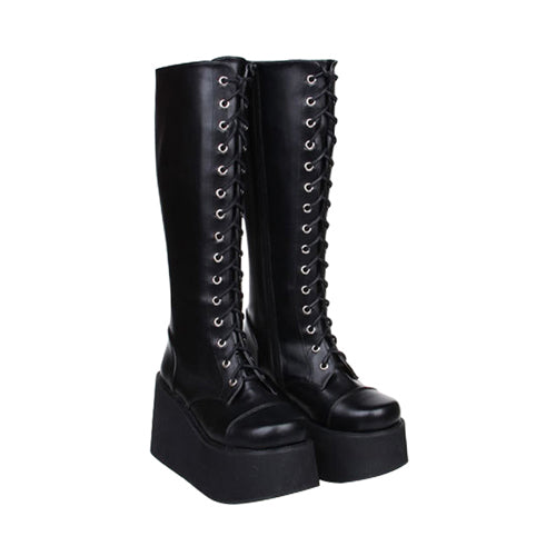 Thoughtfully Designed Boots in a Timeless Style