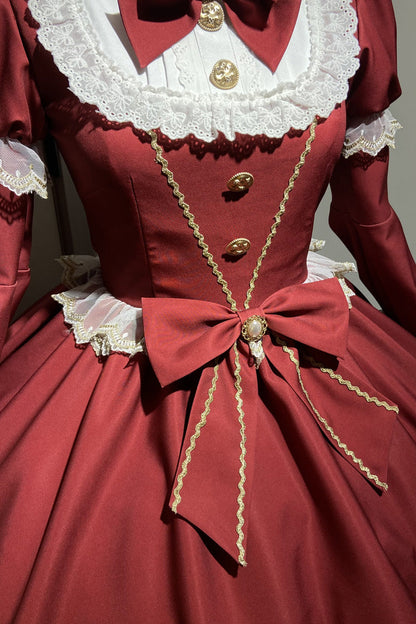 Beautifully Crafted Dress in a Classic Style