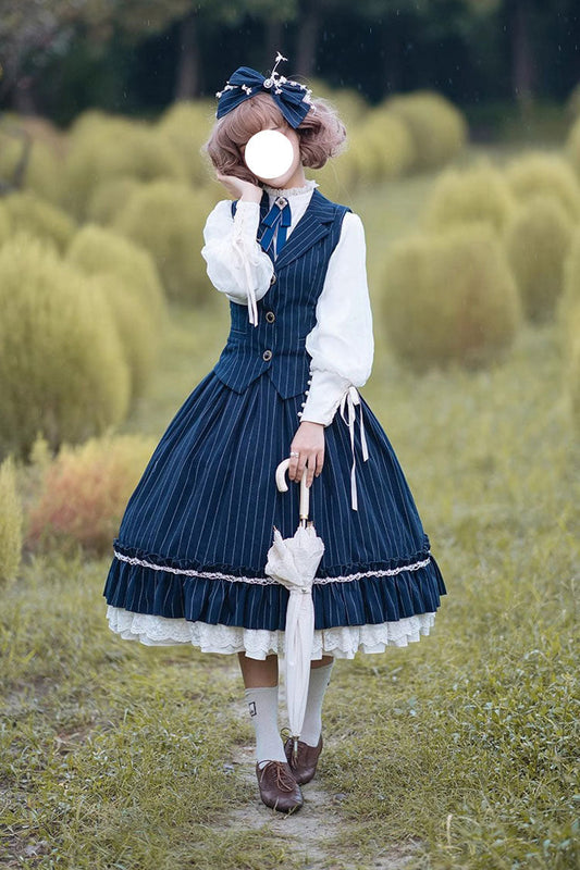 Sophisticated Garment with a Clean Classic Look