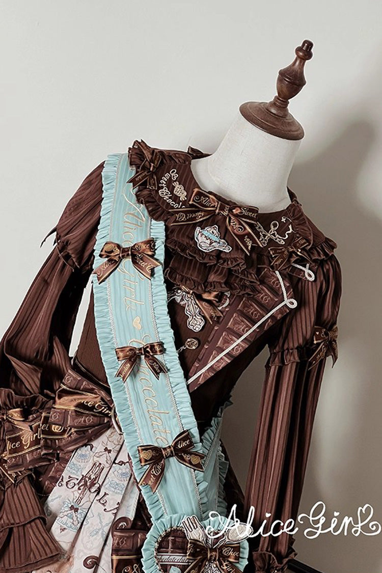 Finely Styled Dress with a Classic Vintage Look