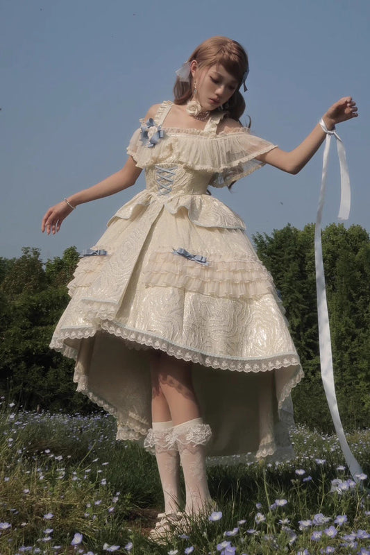 Beautifully Crafted Dress in a Classic Style