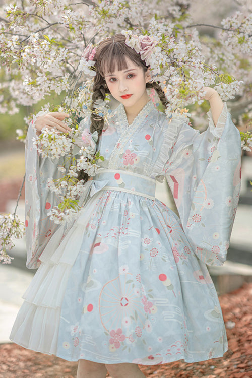 Finely Styled Dress with a Classic Vintage Look