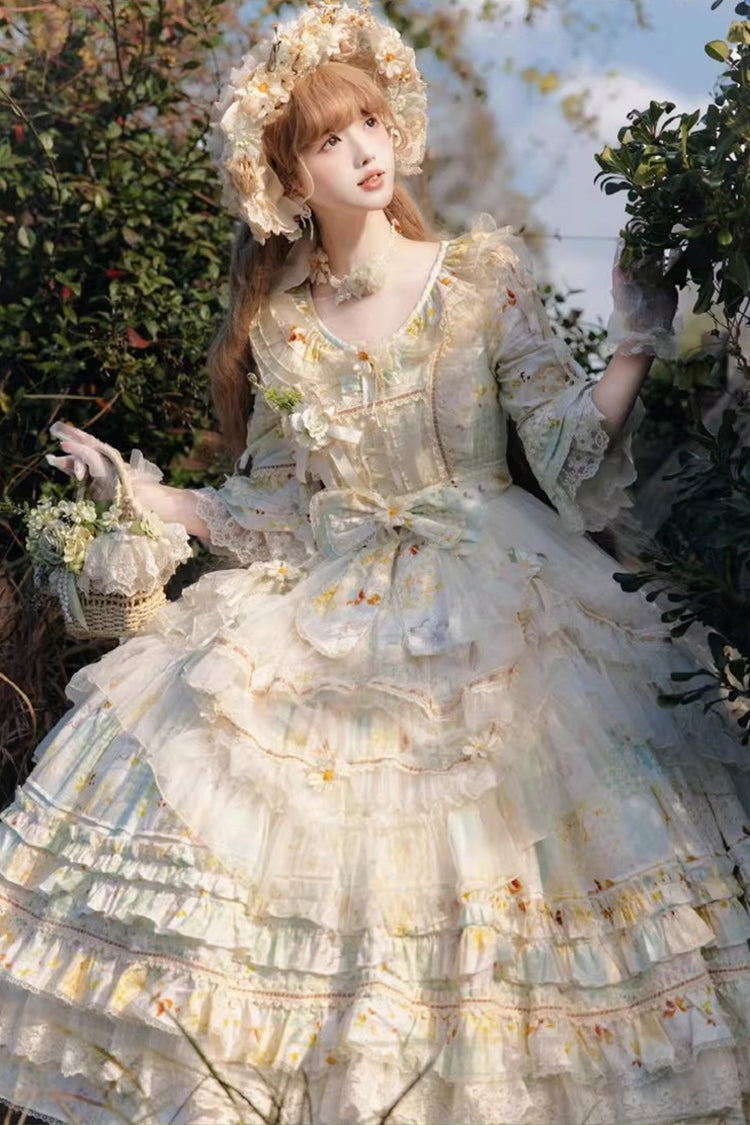Beautifully Crafted Dress in a Classic Style