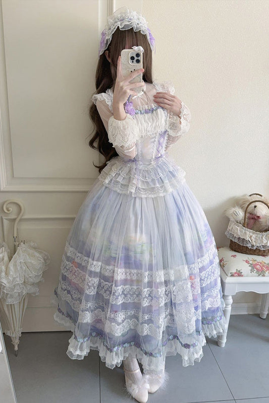 Finely Styled Dress with a Classic Vintage Look