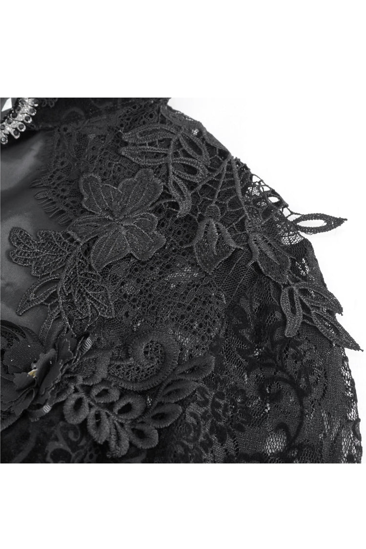 Finely Styled Blouse with a Classic Vintage Look