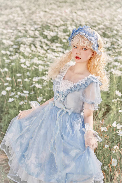 Subtly Elegant Dress with a Refined Vintage Look