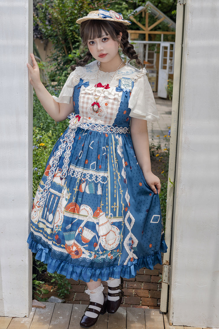 Finely Styled Dress with a Classic Vintage Look