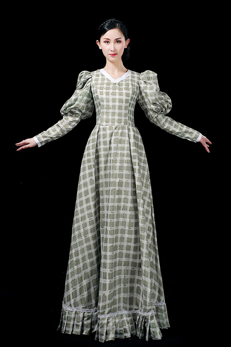 Casually Elegant Dress with a Refined Edge