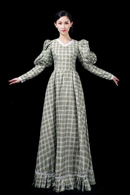 Casually Elegant Dress with a Refined Edge