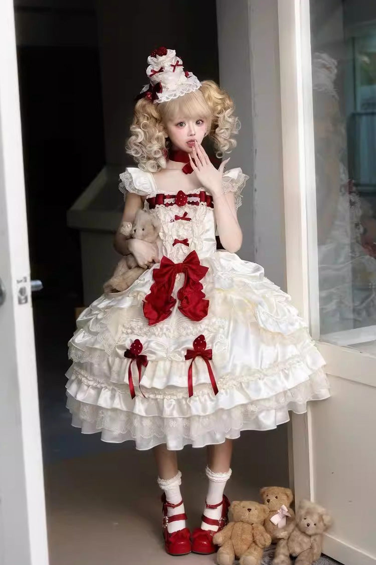 Finely Styled Dress with a Classic Vintage Look