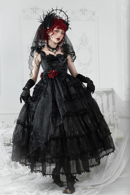Finely Styled Dress with a Classic Vintage Look