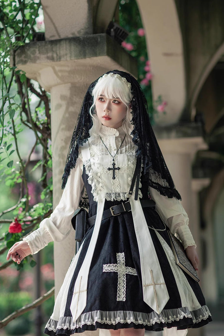 Subtly Elegant Dress with a Refined Vintage Look