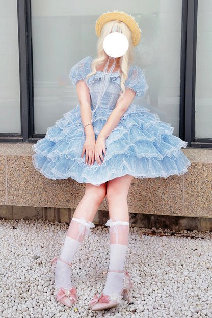 Finely Styled Dress with a Classic Vintage Look