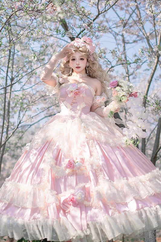 Subtly Elegant Dress with a Refined Vintage Look