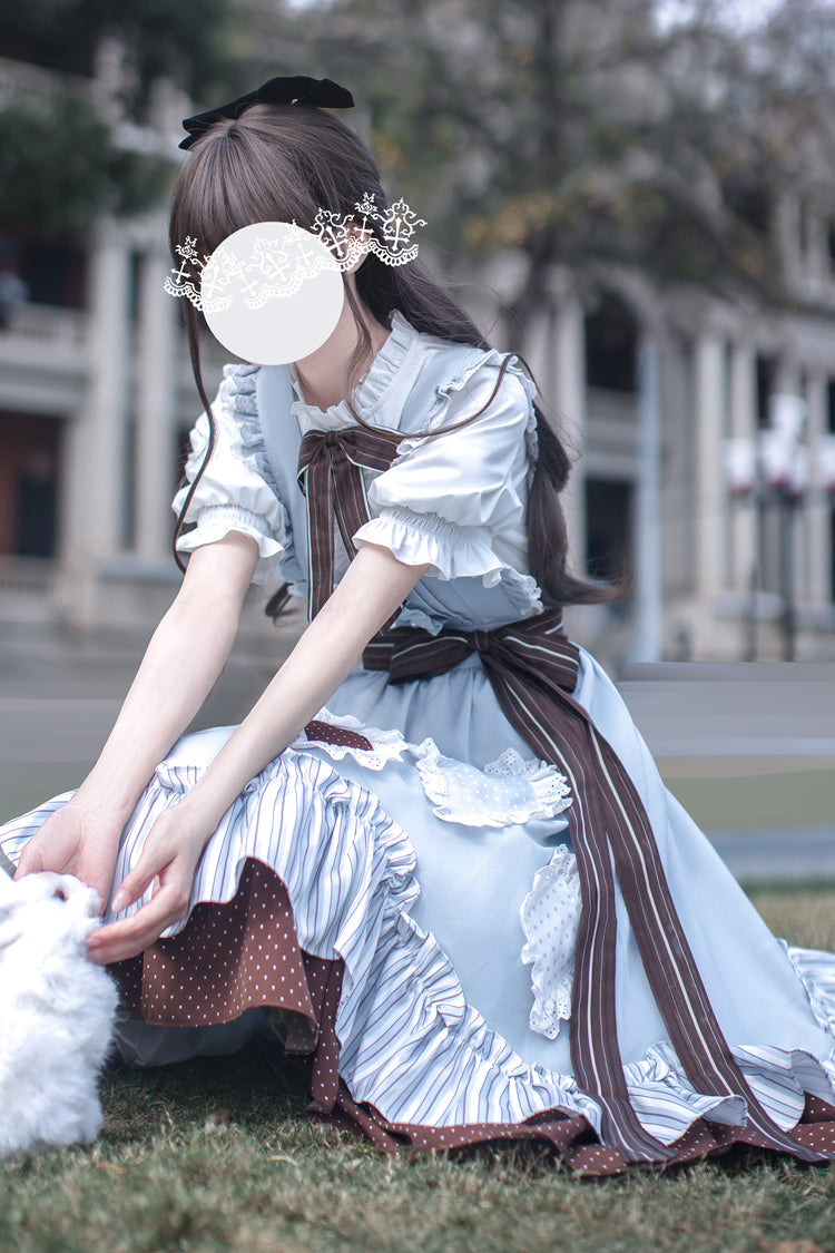 Casually Elegant Dress with a Refined Edge