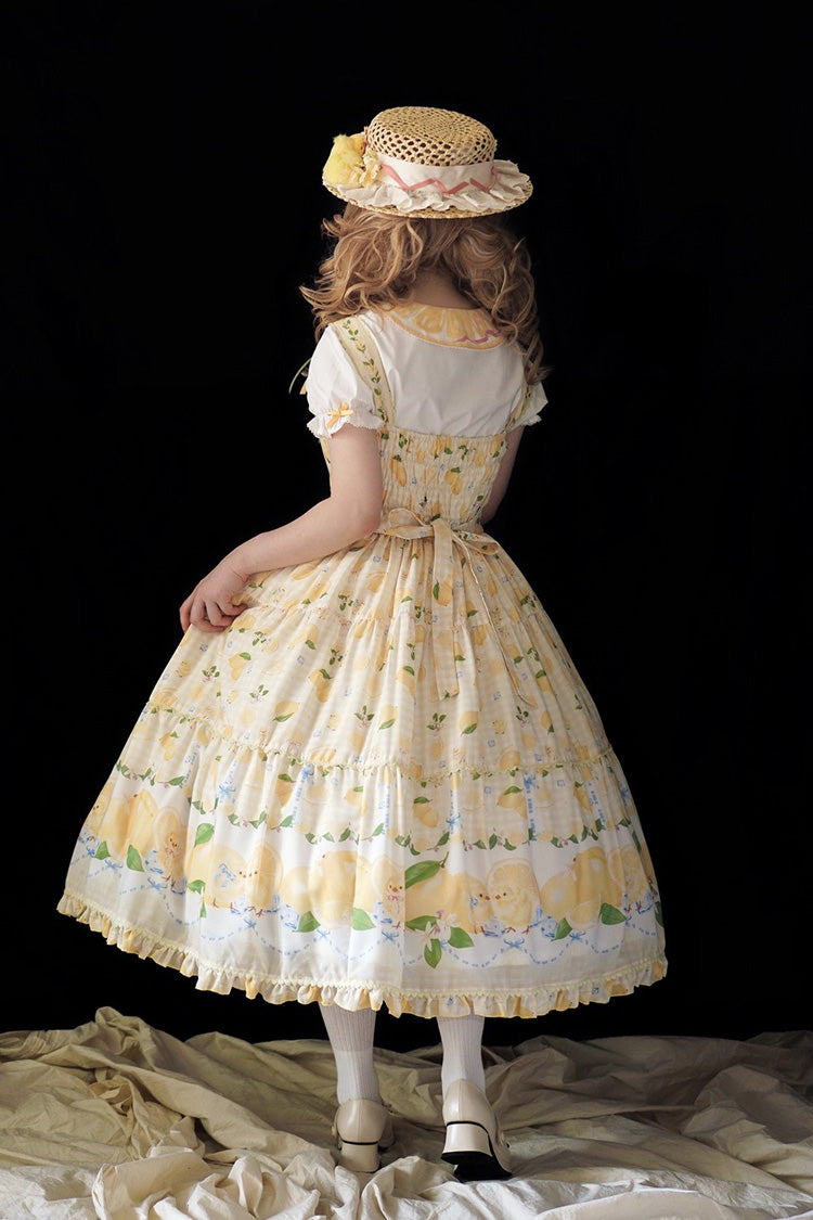 Finely Styled Dress with a Classic Vintage Look